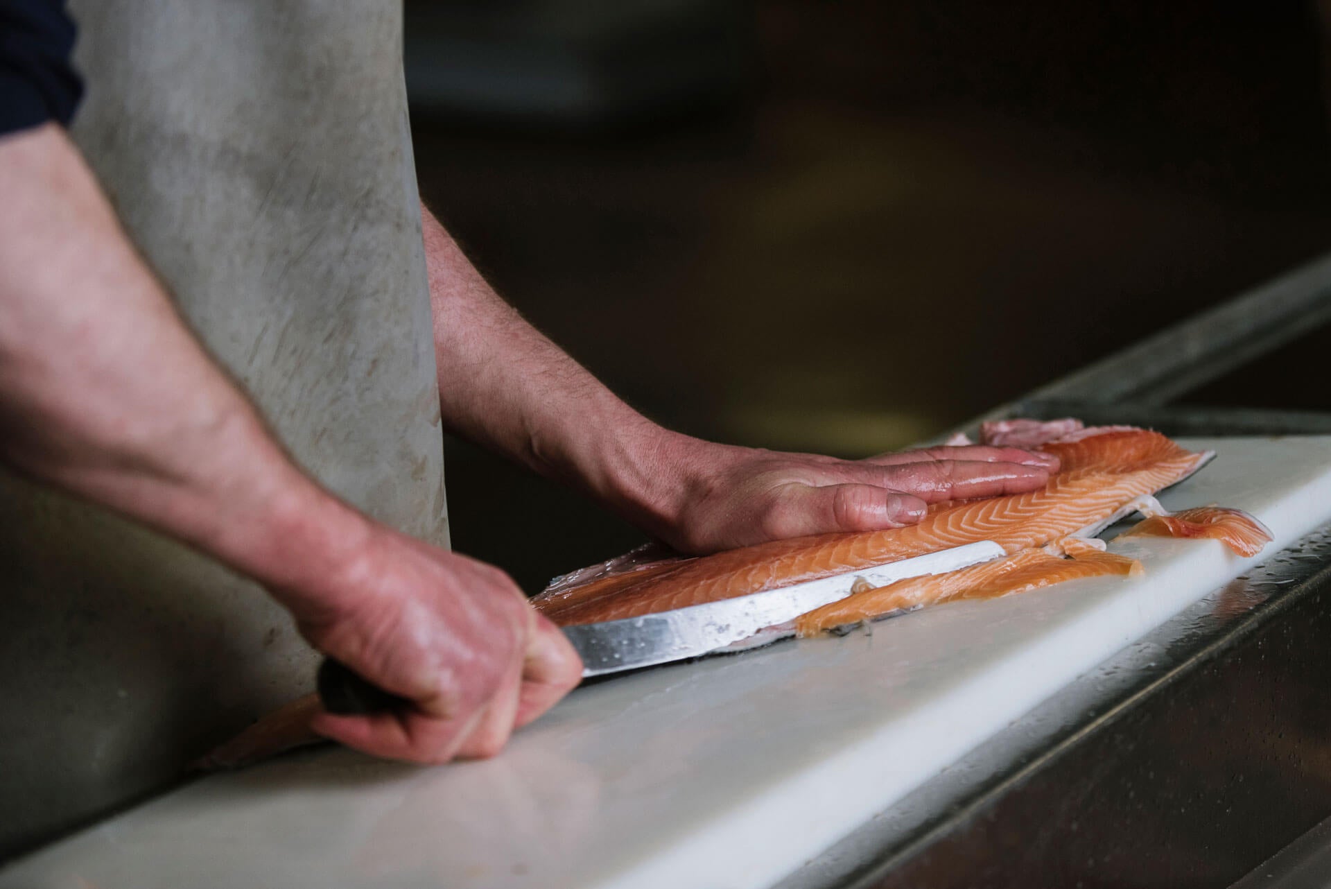 Recipe - Hot Smoked Salmon Linguine with Toasted Pine Nuts and Garden Peas - Jaffy's Smokehouse